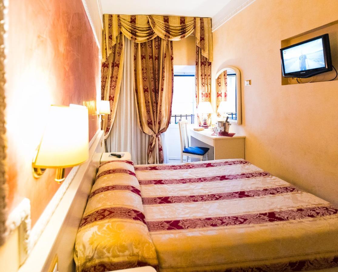 Hotel Erdarelli Rom Rum bild